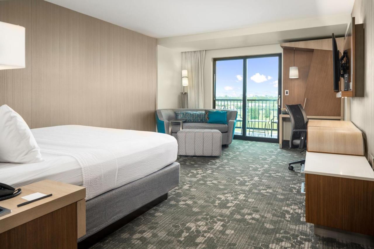 Courtyard By Marriott Houston Northeast Hotel Ngoại thất bức ảnh