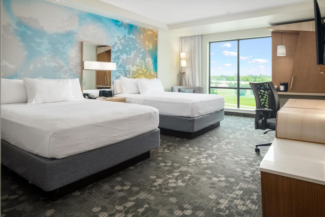 Courtyard By Marriott Houston Northeast Hotel Ngoại thất bức ảnh